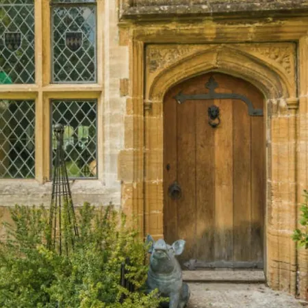 King Inas Palace South Petherton Exterior photo