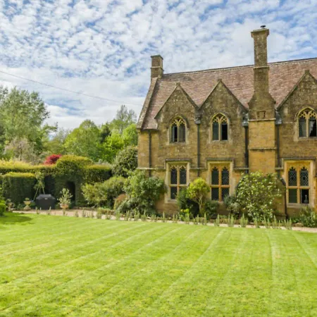 King Inas Palace South Petherton Exterior photo