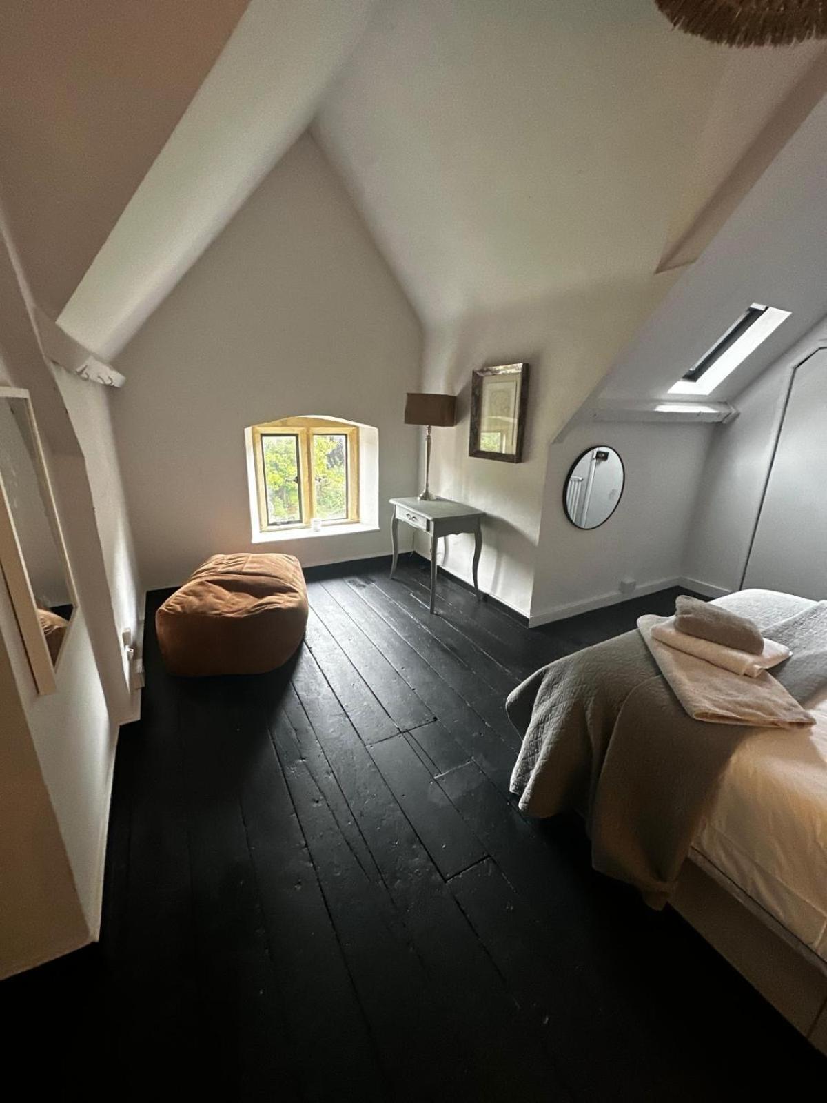 King Inas Palace * South Petherton